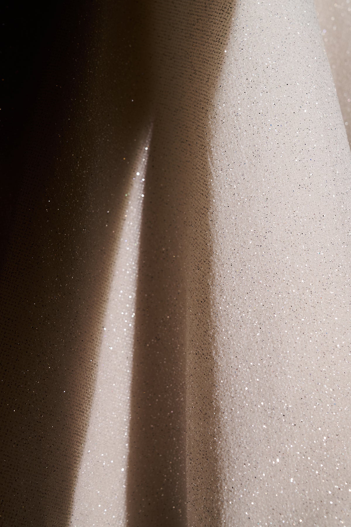 NUDE SHINE