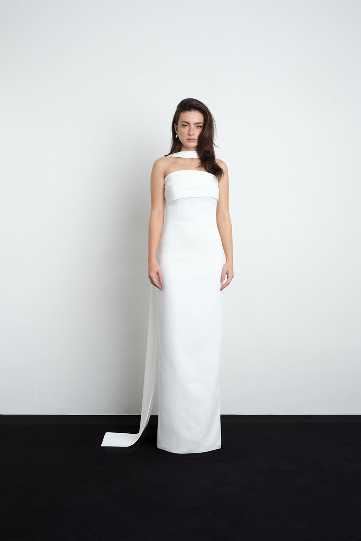 SERENITY IN WHITE