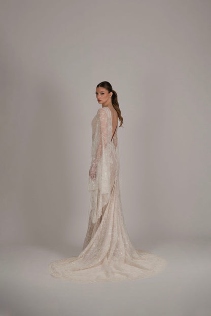 BOHEMIAN BELLE
