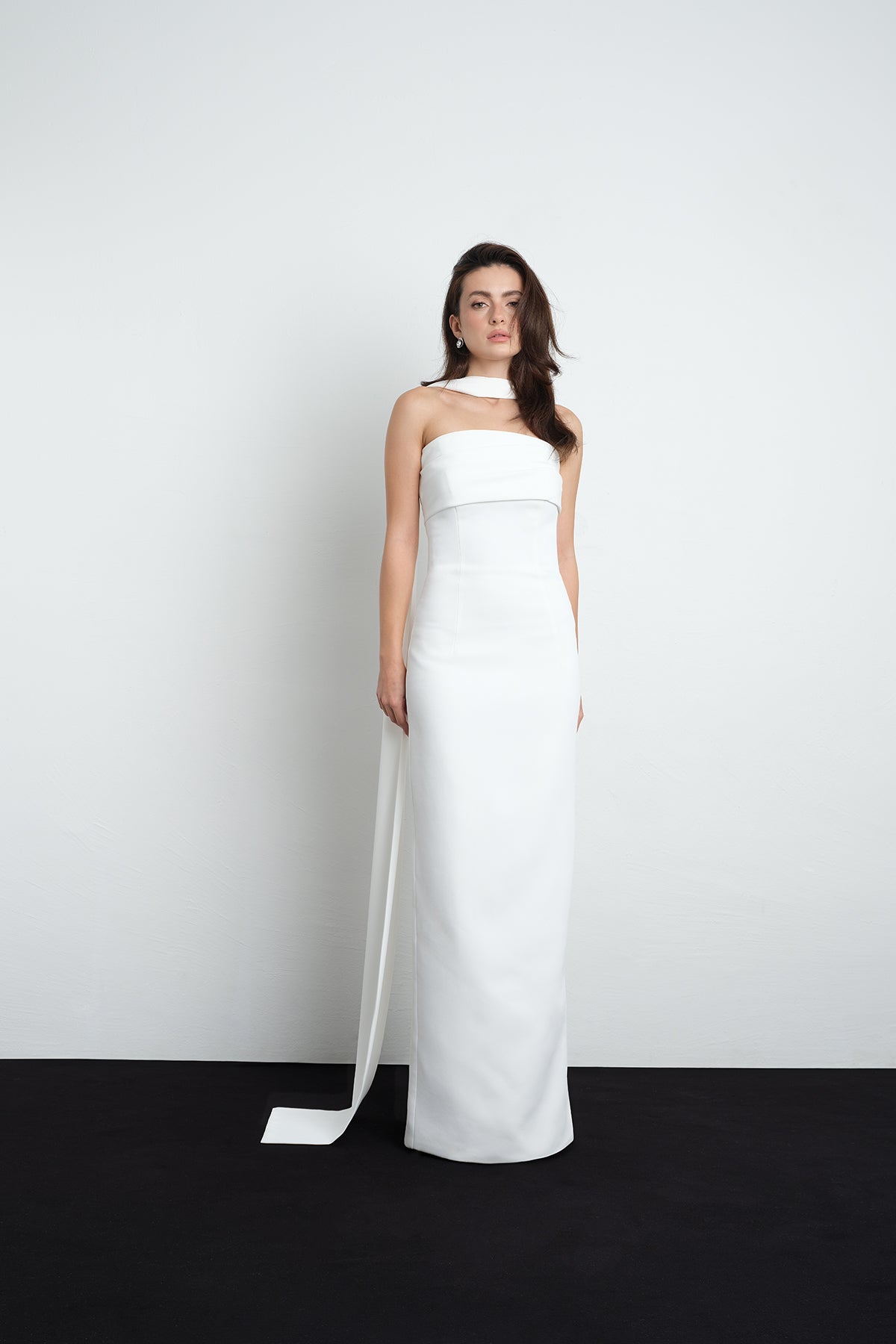 SERENITY IN WHITE
