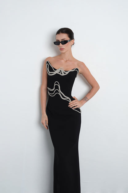 CONTOUR NOIRE